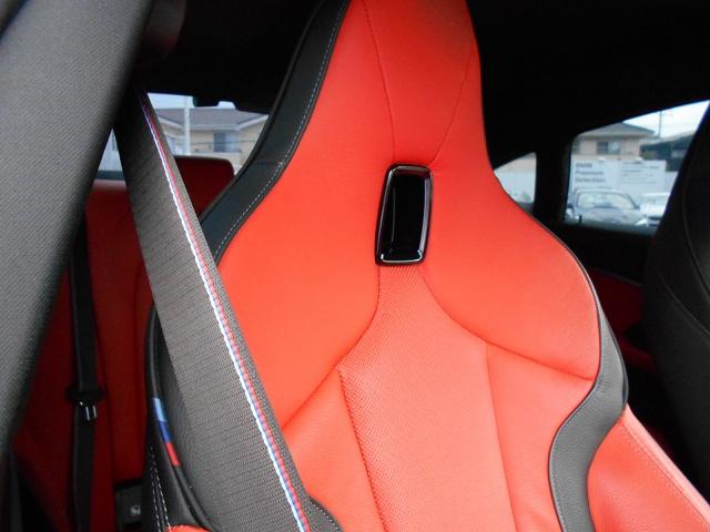 M235i xDriveグランクーペ マグマレッドレザー Mシートベルト アダプティブMサス シートヒーター 18AW 禁煙 ワンオーナー(23枚目)