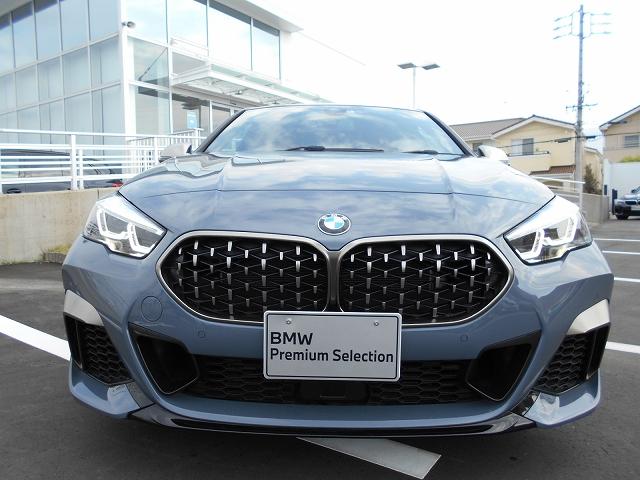 M235i xDriveグランクーペ マグマレッドレザー Mシートベルト アダプティブMサス シートヒーター 18AW 禁煙 ワンオーナー(26枚目)