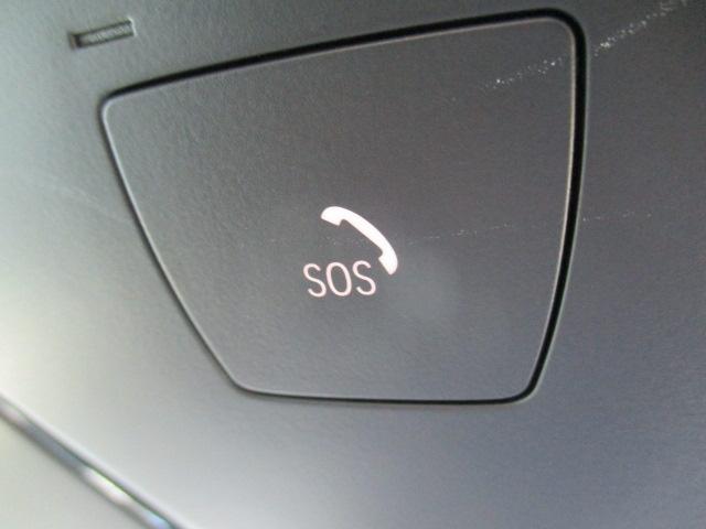 ＳＯＳコール装備です。緊急時は遠慮なく押してください。ＢＭＷメーカーエマージェンシーに直結致します。