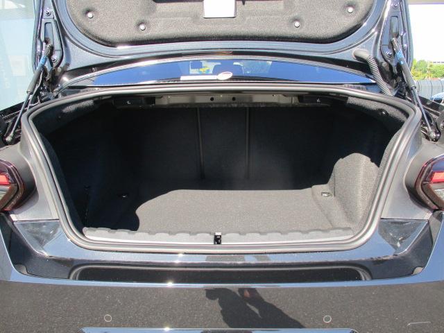 十分な広さのトランクスペースになります。