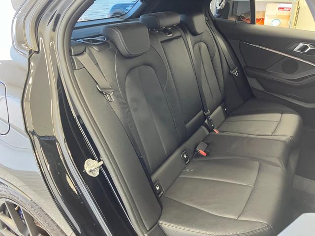 １シリーズ Ｍ１３５ｉ　ｘＤｒｉｖｅ　１オーナー　Ｍ　ＰｅｒｆｏｒｍａｎｃｅＰａｒｔｓ　カーボンドアミラー　１８インチアルミホイール　ダコタレザーブラックスポーツシート　　ブラックキドニーグリル　プラスｐｋｇ　シートヒーター　障害物センサ（51枚目）