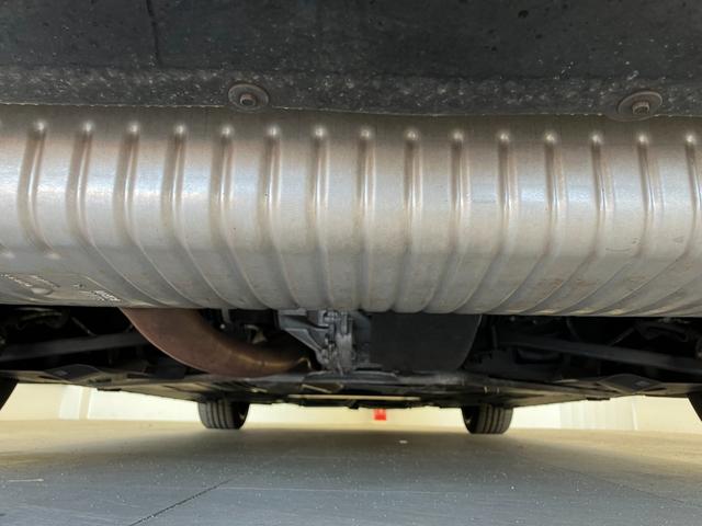 １シリーズ Ｍ１３５ｉ　ｘＤｒｉｖｅ　１オーナー　Ｍ　ＰｅｒｆｏｒｍａｎｃｅＰａｒｔｓ　カーボンドアミラー　１８インチアルミホイール　ダコタレザーブラックスポーツシート　　ブラックキドニーグリル　プラスｐｋｇ　シートヒーター　障害物センサ（60枚目）