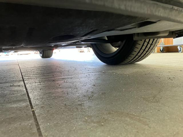 １シリーズ Ｍ１３５ｉ　ｘＤｒｉｖｅ　１オーナー　Ｍ　ＰｅｒｆｏｒｍａｎｃｅＰａｒｔｓ　カーボンドアミラー　１８インチアルミホイール　ダコタレザーブラックスポーツシート　　ブラックキドニーグリル　プラスｐｋｇ　シートヒーター　障害物センサ（66枚目）