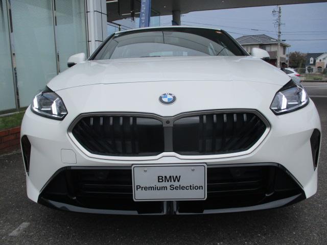 1シリーズ 120 Mスポーツ 18AW ACC全方位カメラ HUD デモカー禁煙 アダプティブLEDヘッドライト オートハイビーム シートヒーター 電動シート・ゲート アップルカープレイ ワイヤレスチャージ(5枚目)