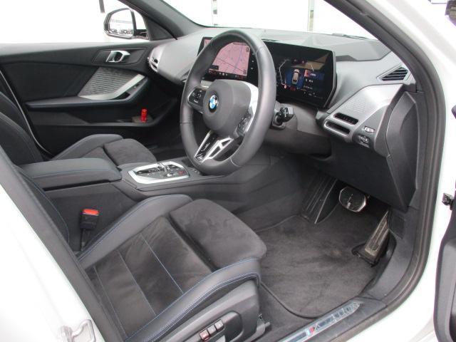 1シリーズ 120 Mスポーツ 18AW ACC全方位カメラ HUD デモカー禁煙 アダプティブLEDヘッドライト オートハイビーム シートヒーター 電動シート・ゲート アップルカープレイ ワイヤレスチャージ(30枚目)