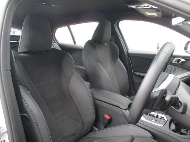 1シリーズ 120 Mスポーツ 18AW ACC全方位カメラ HUD デモカー禁煙 アダプティブLEDヘッドライト オートハイビーム シートヒーター 電動シート・ゲート アップルカープレイ ワイヤレスチャージ(31枚目)