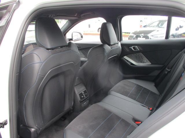 1シリーズ 120 Mスポーツ 18AW ACC全方位カメラ HUD デモカー禁煙 アダプティブLEDヘッドライト オートハイビーム シートヒーター 電動シート・ゲート アップルカープレイ ワイヤレスチャージ(38枚目)