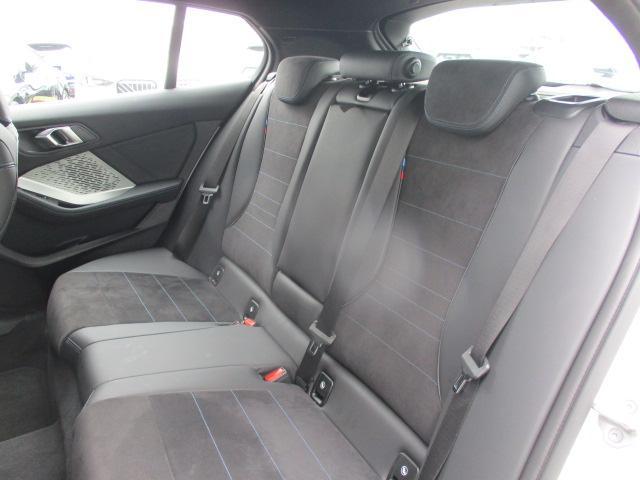 1シリーズ 120 Mスポーツ 18AW ACC全方位カメラ HUD デモカー禁煙 アダプティブLEDヘッドライト オートハイビーム シートヒーター 電動シート・ゲート アップルカープレイ ワイヤレスチャージ(39枚目)