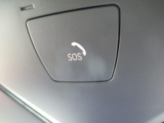 ＳＯＳコール装備です。緊急時は遠慮なく押してください。ＢＭＷメーカーエマージェンシーに直結致します。