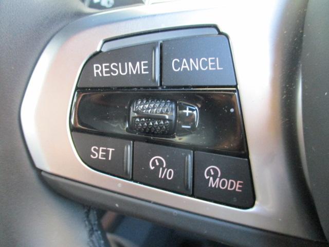 アクティブクルーズコントロール装備です。設定速度をキープしつつ、車間距離を優先し安全走行を可能と致します。長距離ドライブにマストな装備です。