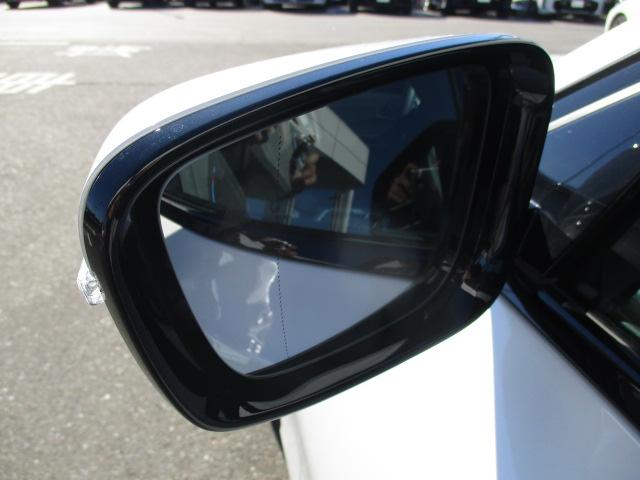 3シリーズ 320i Mスポーツ 18AW ACC全方位カメラ HUD ワンオナ禁煙 アダプティブLEDヘッドライト オートハイビーム 電動シート・ゲート シートヒーター アップルカープレイ ワイヤレスチャージ(13枚目)