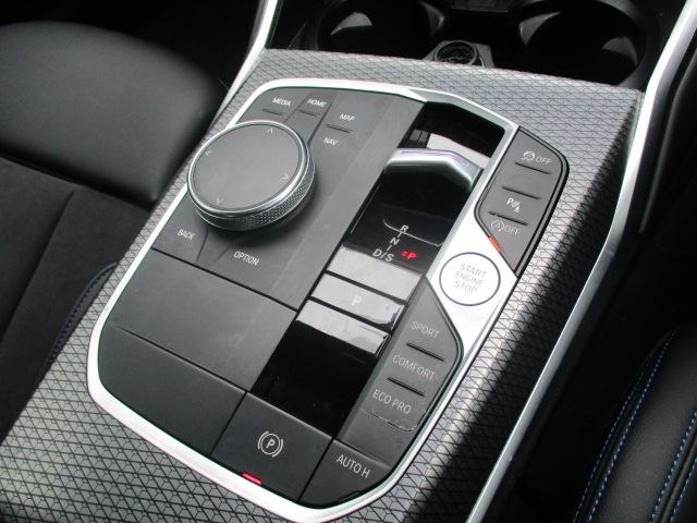 ３シリーズ ３２０ｉ　Ｍスポーツ　１８ＡＷ　バックカメラ　ＡＣＣＨＵＤワンオナ禁煙　　　ＬＥＤヘッドライト　電動シート・ゲート　アップルカープレイ　ワイヤレスチャージ（28枚目）