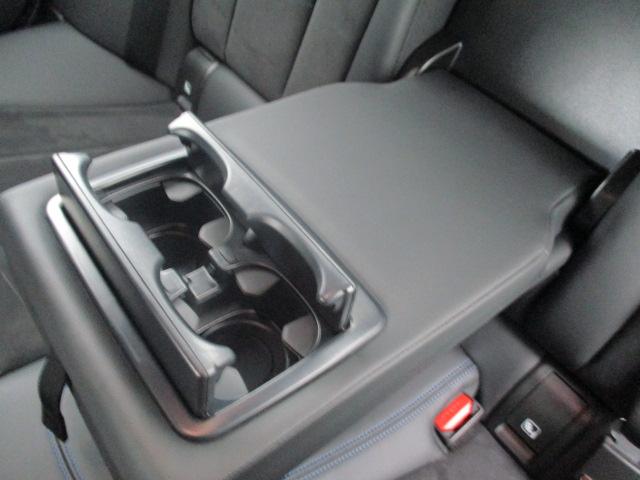 ３シリーズ ３２０ｉ　Ｍスポーツ　１８ＡＷ　バックカメラ　ＡＣＣＨＵＤワンオナ禁煙　　　ＬＥＤヘッドライト　電動シート・ゲート　アップルカープレイ　ワイヤレスチャージ（43枚目）