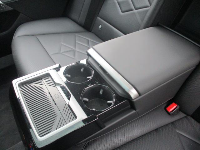 �J�b�v�z���_�[�t���@�����Z���^�[�A�[�����X�g