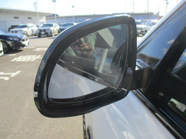 Ｘ５ ｘＤｒｉｖｅ　４０ｄ　Ｍスポーツ　２２ＡＷ本革純正ＴＶサンルーフＨＵＤワンオナ禁煙　　アダプティブＬＥＤヘッドライト　オートハイビーム　電動シート・ゲート　フロント＆リヤシートヒーター　アップルカープレイ　ワイヤレスチャージ（14枚目）