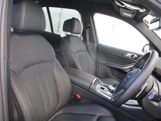 Ｘ５ ｘＤｒｉｖｅ　４０ｄ　Ｍスポーツ　２２ＡＷ本革純正ＴＶサンルーフＨＵＤワンオナ禁煙　　アダプティブＬＥＤヘッドライト　オートハイビーム　電動シート・ゲート　フロント＆リヤシートヒーター　アップルカープレイ　ワイヤレスチャージ（34枚目）