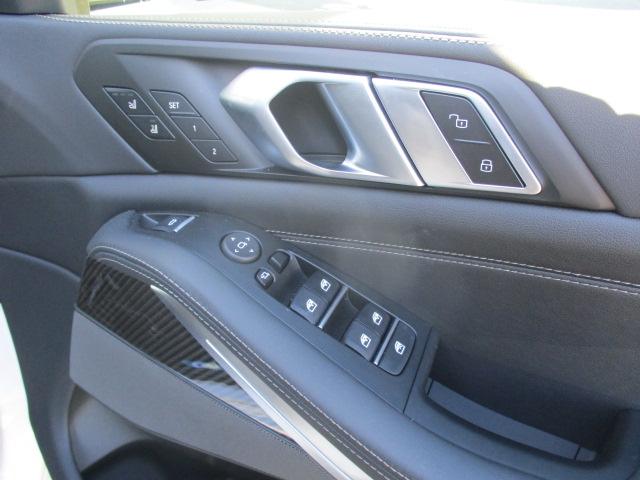 Ｘ５ ｘＤｒｉｖｅ　４０ｄ　Ｍスポーツ　２２ＡＷ本革純正ＴＶサンルーフＨＵＤワンオナ禁煙　　アダプティブＬＥＤヘッドライト　オートハイビーム　電動シート・ゲート　フロント＆リヤシートヒーター　アップルカープレイ　ワイヤレスチャージ（36枚目）