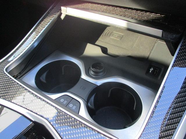 Ｘ５ ｘＤｒｉｖｅ　４０ｄ　Ｍスポーツ　２２ＡＷ本革純正ＴＶサンルーフＨＵＤワンオナ禁煙　　アダプティブＬＥＤヘッドライト　オートハイビーム　電動シート・ゲート　フロント＆リヤシートヒーター　アップルカープレイ　ワイヤレスチャージ（37枚目）