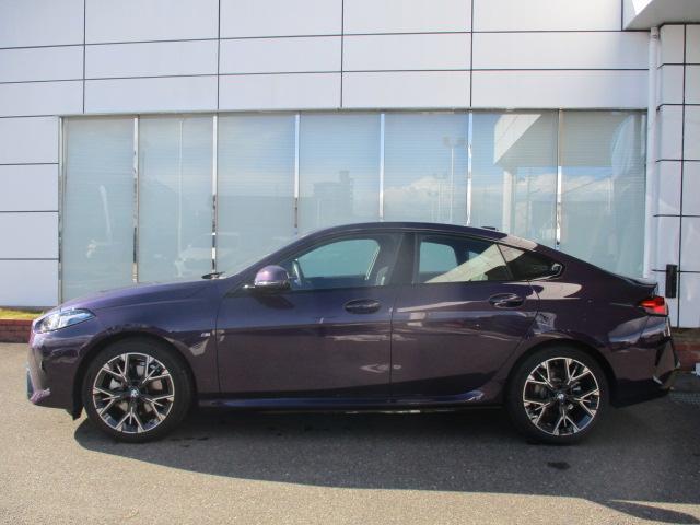 ２シリーズ ２２０グランクーペ　Ｍスポーツ　１８ＡＷ　全方位カメラ　ＡＣＣ　ＨＵＤ　デモ禁煙　ＬＥＤヘッドライト　オートハイビーム　電動シート　アップルカープレイ　ワイヤレスチャージ（8枚目）