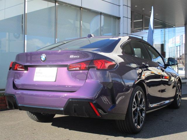 ２シリーズ ２２０グランクーペ　Ｍスポーツ　１８ＡＷ　全方位カメラ　ＡＣＣ　ＨＵＤ　デモ禁煙　ＬＥＤヘッドライト　オートハイビーム　電動シート　アップルカープレイ　ワイヤレスチャージ（12枚目）