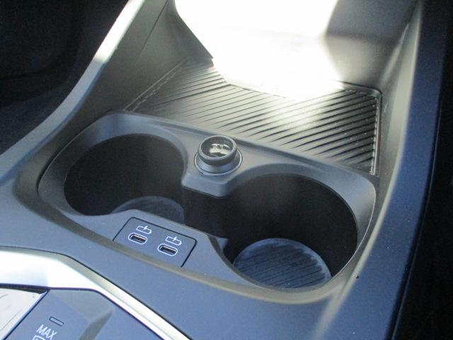 ２シリーズ ２２０グランクーペ　Ｍスポーツ　１８ＡＷ　全方位カメラ　ＡＣＣ　ＨＵＤ　デモ禁煙　ＬＥＤヘッドライト　オートハイビーム　電動シート　アップルカープレイ　ワイヤレスチャージ（31枚目）