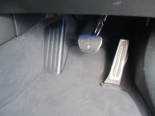 Ｍ５ Ｍ５　２０ＡＷ本革ＡＣＣ全方位カメラ純正ＴＶデモ禁煙　ＬＥＤヘッドライト　オートハイビーム　電動シート・ゲート　アップルカープレイ　ワイヤレスチャージ（43枚目）