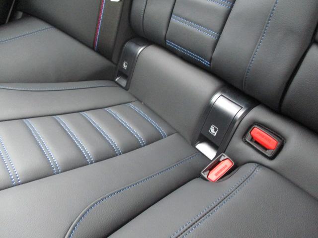 ｉ４ Ｍ５０　ｘＤｒｉｖｅ　１９ＡＷ　全方位カメラ　ＡＣＣ　ＨＵＤワンオナ禁煙　ＬＥＤヘッドライト　オートハイビーム　電動シート・ゲート　アップルカープレイ　ワイヤレスチャージ（42枚目）