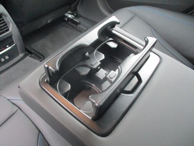 ｉ４ Ｍ５０　ｘＤｒｉｖｅ　１９ＡＷ　全方位カメラ　ＡＣＣ　ＨＵＤワンオナ禁煙　ＬＥＤヘッドライト　オートハイビーム　電動シート・ゲート　アップルカープレイ　ワイヤレスチャージ（43枚目）