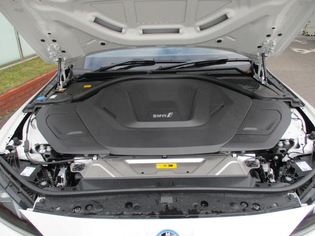 ｉ４ Ｍ５０　ｘＤｒｉｖｅ　１９ＡＷ　全方位カメラ　ＡＣＣ　ＨＵＤワンオナ禁煙　ＬＥＤヘッドライト　オートハイビーム　電動シート・ゲート　アップルカープレイ　ワイヤレスチャージ（47枚目）