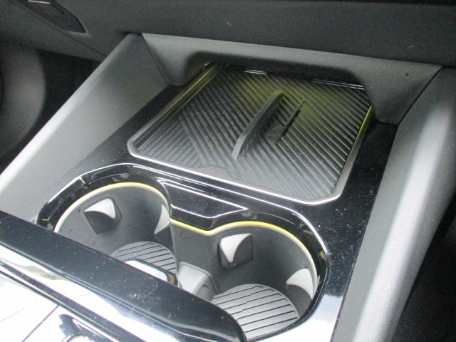 ���C�����X�E�`���[�W���O�̋@�\�t���Ă܂�