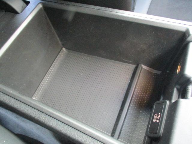 ３シリーズ ３１８ｉツーリング　Ｍスポーツ　１８ＡＷ　全方位カメラ　ＡＣＣ　ワンオーナー禁煙　ＬＥＤヘッドライト　電動シート・ゲート　アップルカープレイ（33枚目）