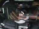 SOSコール装備です。緊急時は遠慮なく押してください。BMWメーカーエマージェンシーに直結致します。
