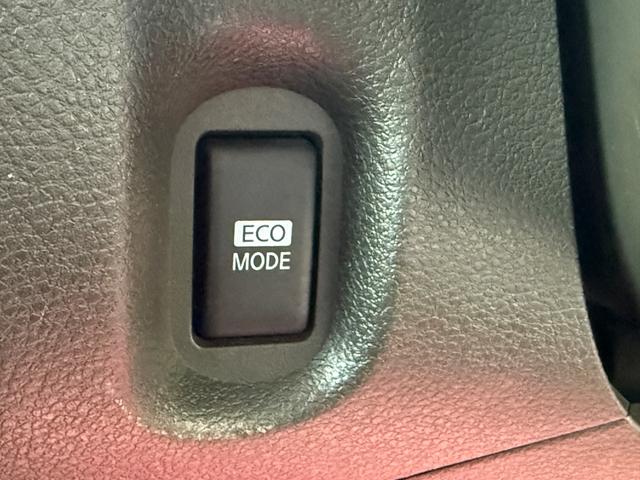 キューブ １５Ｘ　インディゴ＋プラズマ　後期モデル・走行３２１０９キロ・ナビ・地デジ・ＣＤ・ＤＶＤ・Ｂｌｕｅｔｏｏｔｈ・Ｂカメラ・ＬＥＤヘッドライト・レベライザー・プッシュスタート・スマートキー・ＥＴＣ・電格ミラー・ベンチシート・取説（29枚目）