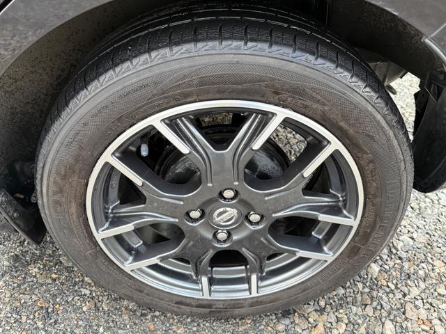 ノート X DIG-S 後期モデル・下取り車・走行28712キロ・ナビ・TV・CD・DVD・Bluetooth・Bカメラ・プッシュスタート・スマートキーx2個・LEDヘッドライト・ETC・ECOモード・記録簿・取説(15枚目)