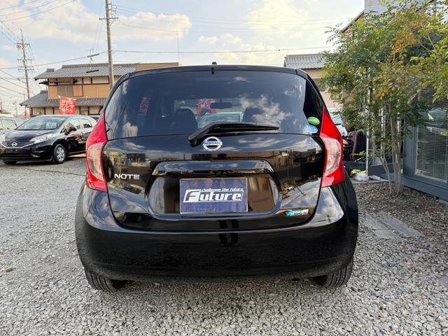 ノート メダリスト　１オーナー車・走行３２７５３キロ・社外１５インチアルミ・ナビ・地デジ・ＣＤ・ＤＶＤ・Ｂｌｕｅｔｏｏｔｈ・Ｂカメラ・全周囲カメラ・ＨＩＤ・フォグ・ＥＴＣ・ＥＣＯモード・スマートキー・記録簿・取説（11枚目）