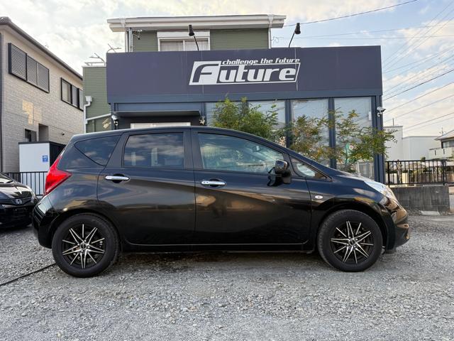 ノート メダリスト　１オーナー車・走行３２７５３キロ・社外１５インチアルミ・ナビ・地デジ・ＣＤ・ＤＶＤ・Ｂｌｕｅｔｏｏｔｈ・Ｂカメラ・全周囲カメラ・ＨＩＤ・フォグ・ＥＴＣ・ＥＣＯモード・スマートキー・記録簿・取説（13枚目）