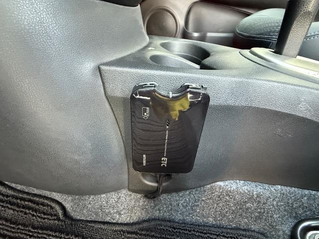 ノート メダリスト　１オーナー車・走行３２７５３キロ・社外１５インチアルミ・ナビ・地デジ・ＣＤ・ＤＶＤ・Ｂｌｕｅｔｏｏｔｈ・Ｂカメラ・全周囲カメラ・ＨＩＤ・フォグ・ＥＴＣ・ＥＣＯモード・スマートキー・記録簿・取説（29枚目）