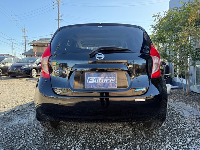 ノート Ｘ　ＤＩＧ－Ｓ　後期モデル・走行２７５９３キロ・ナビ・地デジ・ＣＤ・バックカメラ・アイドリングストップ・プッシュスタート・スマートキーｘ２個・ＥＣＯモード・電格ミラー・ＬＥＤライト・レベライザー・取説・ナビ取説（11枚目）