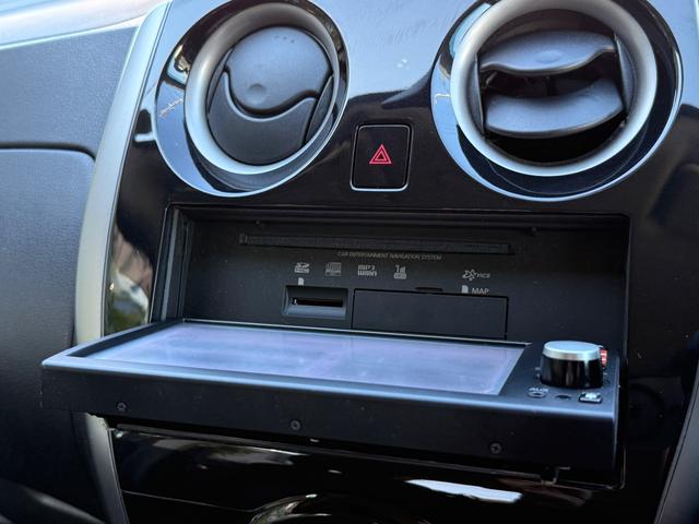 ノート Ｘ　ＤＩＧ－Ｓ　後期モデル・走行２７５９３キロ・ナビ・地デジ・ＣＤ・バックカメラ・アイドリングストップ・プッシュスタート・スマートキーｘ２個・ＥＣＯモード・電格ミラー・ＬＥＤライト・レベライザー・取説・ナビ取説（20枚目）