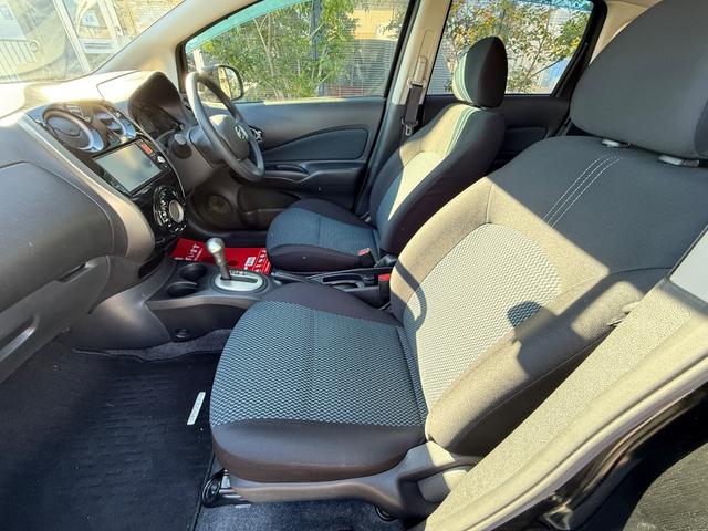 ノート Ｘ　ＤＩＧ－Ｓ　後期モデル・走行２７５９３キロ・ナビ・地デジ・ＣＤ・バックカメラ・アイドリングストップ・プッシュスタート・スマートキーｘ２個・ＥＣＯモード・電格ミラー・ＬＥＤライト・レベライザー・取説・ナビ取説（24枚目）