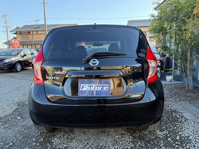 ノート Ｘ　走行４８０９４キロ・ナビ・地デジ・ＣＤ・ＤＶＤ・Ｂｌｕｅｔｏｏｔｈ・バックカメラ・全周囲カメラ・ＬＥＤライト・レベライザー・プッシュスタート・スマートキー・ＥＴＣ・電格ミラー・前後ドラレコ・取説（11枚目）