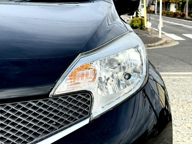 ノート 　後期モデル・ナビ・地デジ・ＣＤ・ＤＶＤ・Ｂｌｕｅｔｏｏｔｈ・Ｂカメラ・全周囲カメラ・アクセル踏み間違い防止装置・軽減ブレーキ・逸脱システム・ＥＳＣ・ＬＥＤライト・プッシュスタート・スマートキー（15枚目）