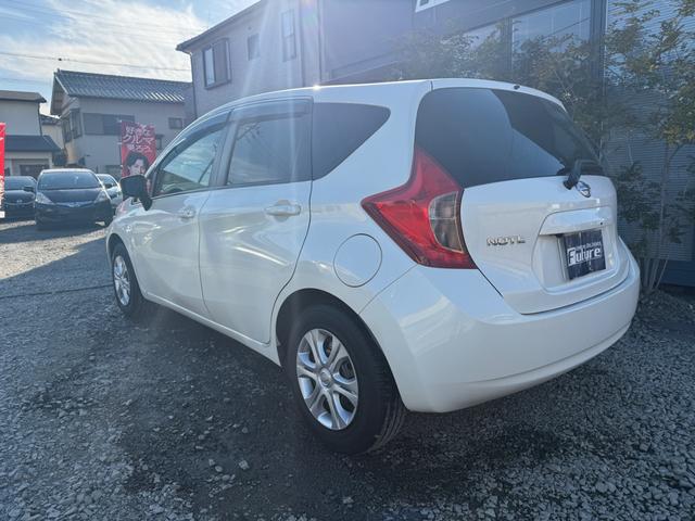 ノート X Vセレクション+セーフティ 後期モデル・走行39536キロ・軽減ブレーキ・ナビ・地デジ・CD・Bカメラ・LEDライト・レベライザー・プッシュスタート・スマートキーx2個・逸脱システム・アイドリングストップ・電格ミラー(8枚目)