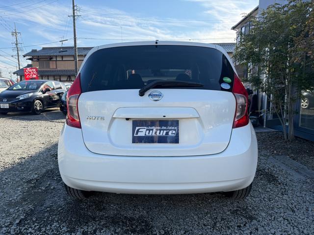 ノート X Vセレクション+セーフティ 後期モデル・走行39536キロ・軽減ブレーキ・ナビ・地デジ・CD・Bカメラ・LEDライト・レベライザー・プッシュスタート・スマートキーx2個・逸脱システム・アイドリングストップ・電格ミラー(11枚目)
