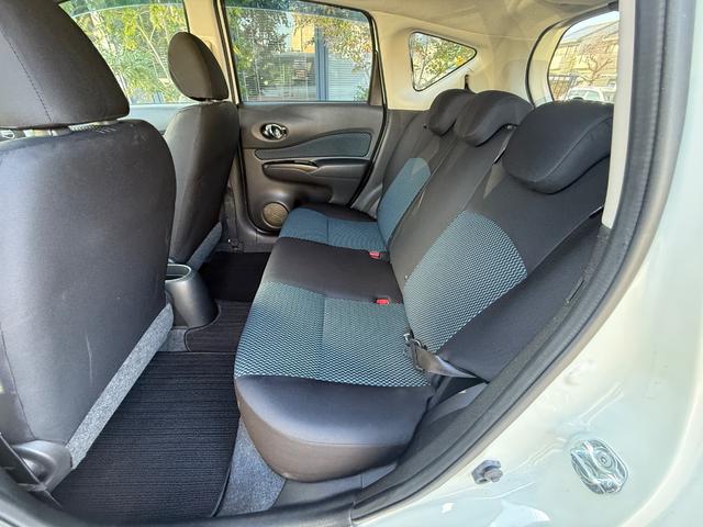 ノート X Vセレクション+セーフティ 後期モデル・走行39536キロ・軽減ブレーキ・ナビ・地デジ・CD・Bカメラ・LEDライト・レベライザー・プッシュスタート・スマートキーx2個・逸脱システム・アイドリングストップ・電格ミラー(25枚目)