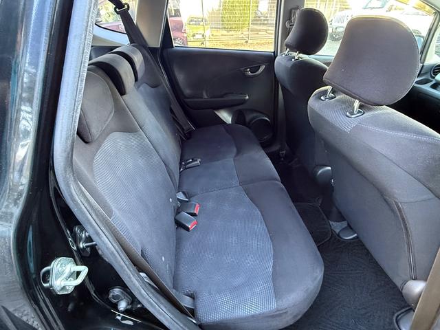 フィット 13G・スマートセレクション ファインスタイル 最終モデル・走行39683キロ・ナビ・地デジ・CD・DVD・Bカメラ・ECOモード・HIDライト・オートライト・スマートキー・ウィンカーミラー・電格ミラー・ETC・オートエアコン・記録簿・取説(23枚目)