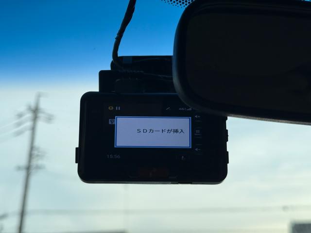 フィット 　走行５７９３７キロ・ナビ・地デジ・ＣＤ・ＤＶＤ・Ｂｌｕｅｔｏｏｔｈ・Ｂカメラ・ドラレコ・ＬＥＤライト・レベライザー・スマートキー・ウィンカーミラー・電格ミラー・ＥＴＣ・ＥＣＯモード・ＰＶガラス（25枚目）