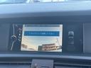 純正ナビ・地デジ・CD・DVD・Bluetooth・バックカメラ・全方位モニター付きです。