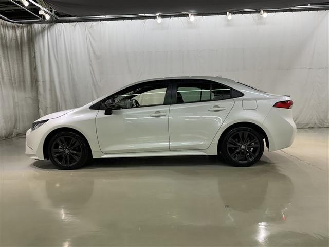 カローラ ハイブリッド ダブルバイビー(4枚目)