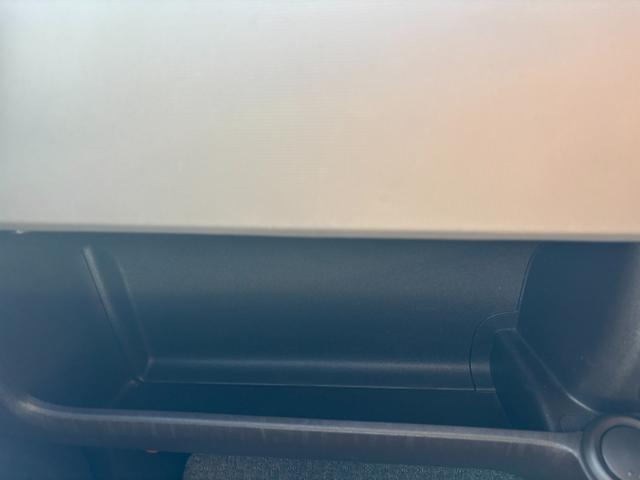 パッソ Ｘ　純正ＳＤナビ　ＥＴＣ車載器　Ｂｌｕｅｔｏｏｔｈオーディオ　ＣＤ再生　地デジＴＶ（46枚目）